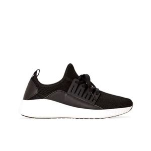 NWT in wrapper/box Velinda Sneaker Black Size 7